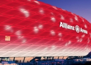 开云体育平台APP-赛道与绿茵的交响，当F1街道赛之夜遇见C罗的领袖节奏