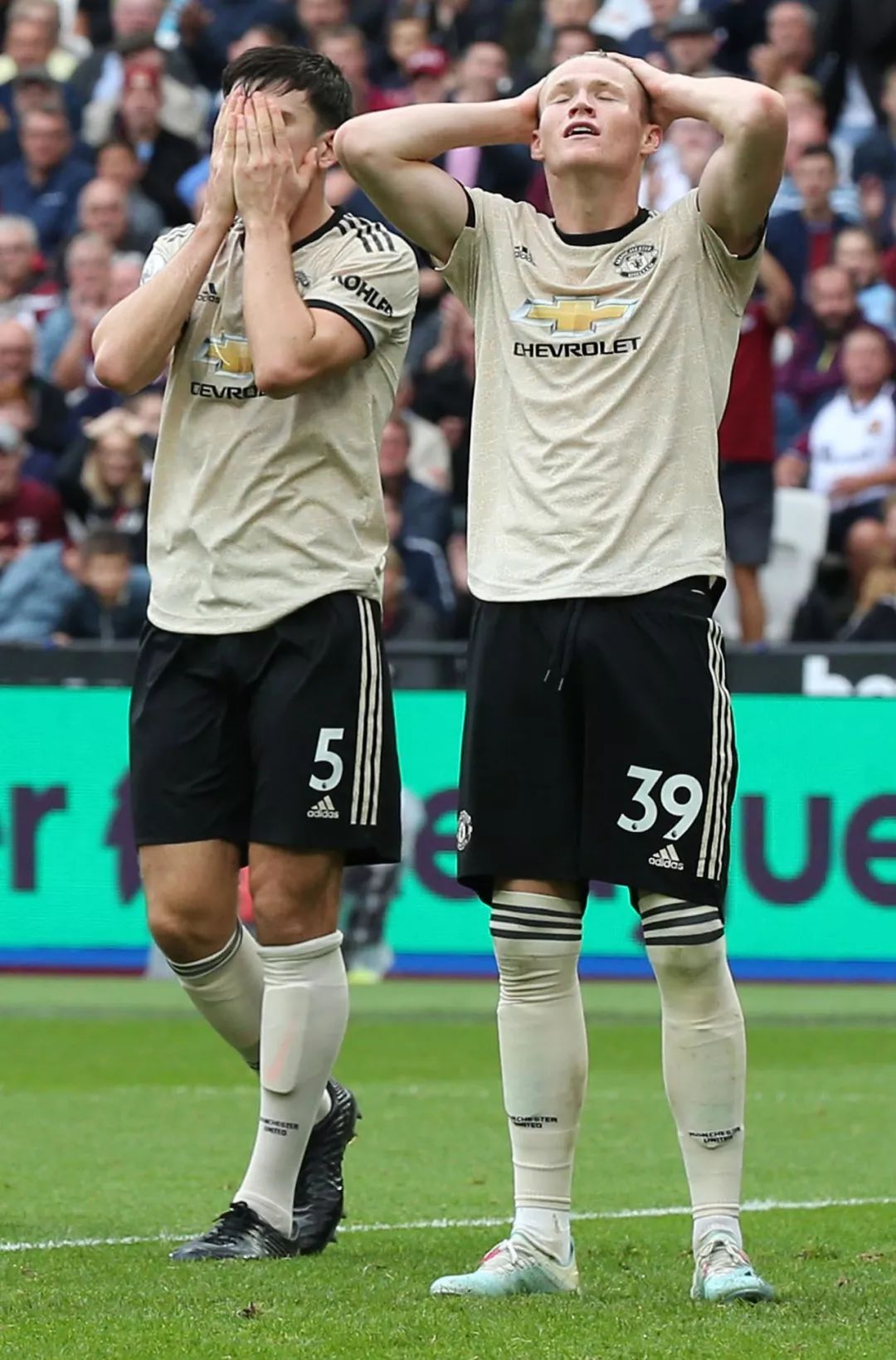 SBTC险胜RNG，Caps一己之力扛起全队的简单介绍