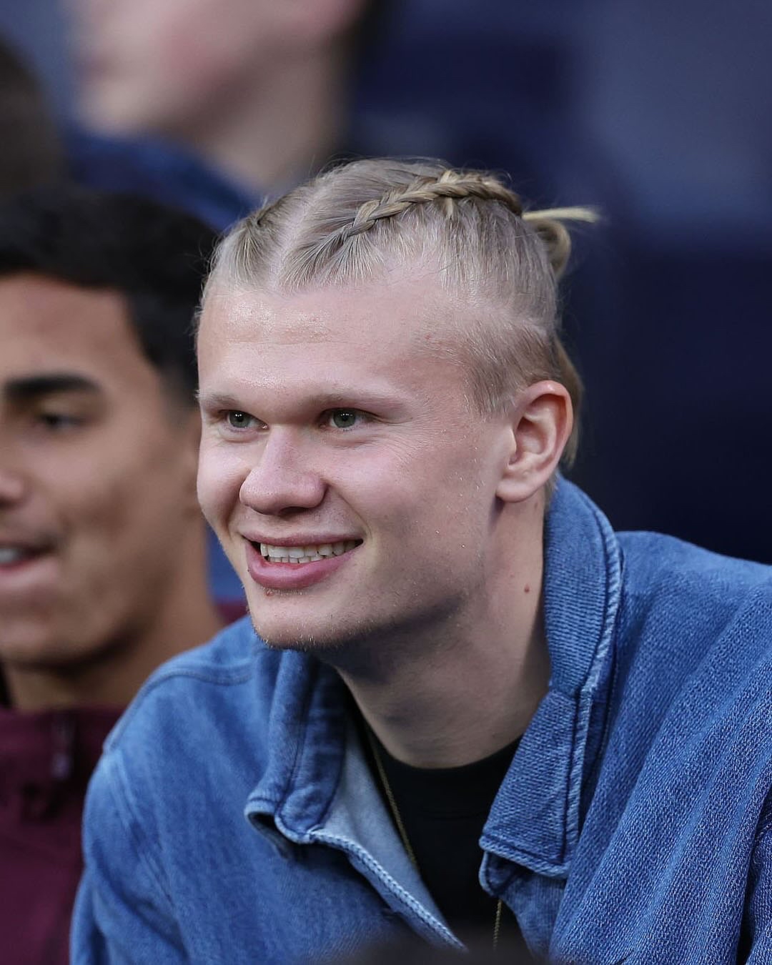 中国鏖战土耳其，哈兰德完成帽子戏法的简单介绍