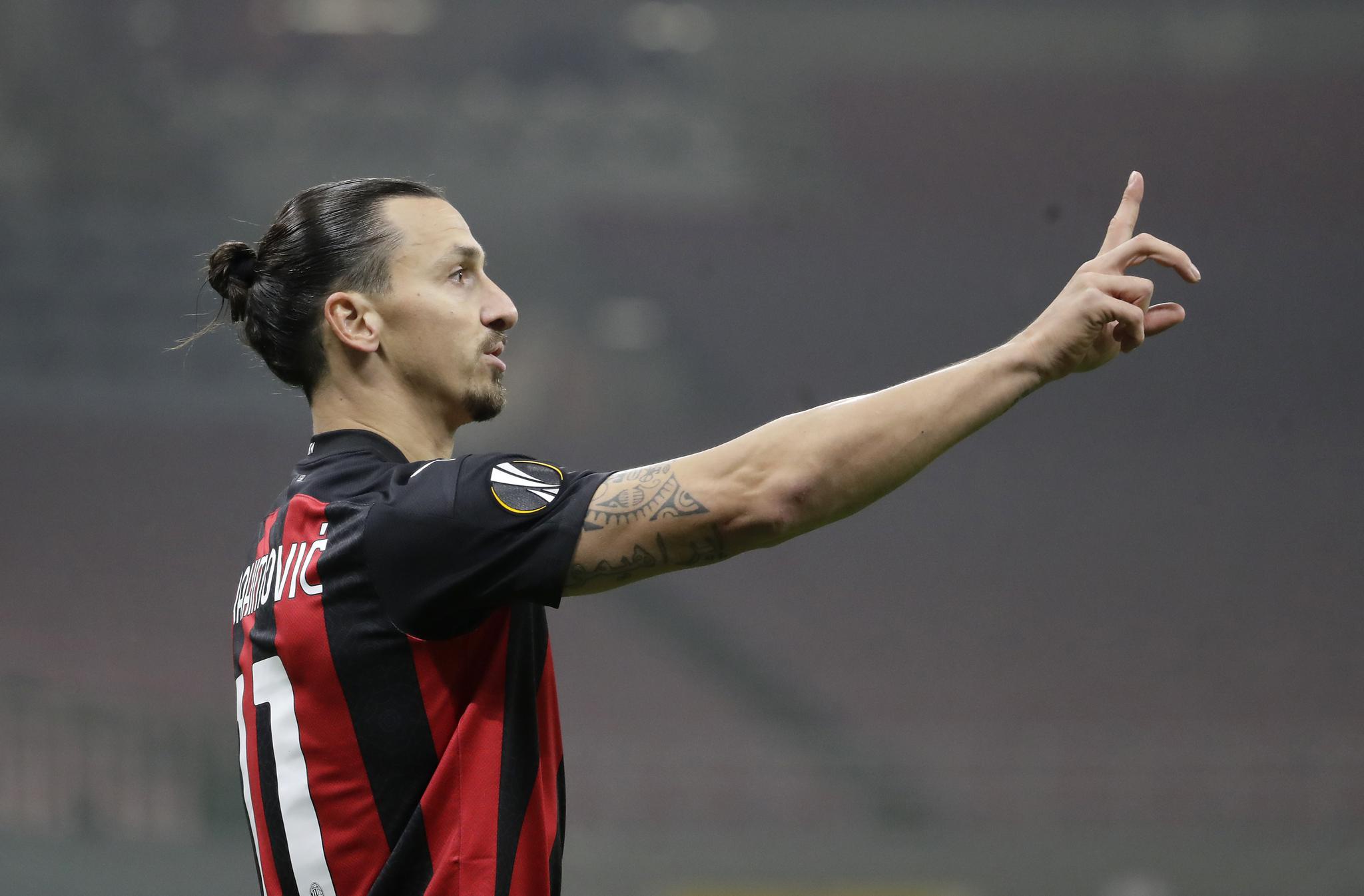 乌拉圭横扫中国，伊布刷新纪录