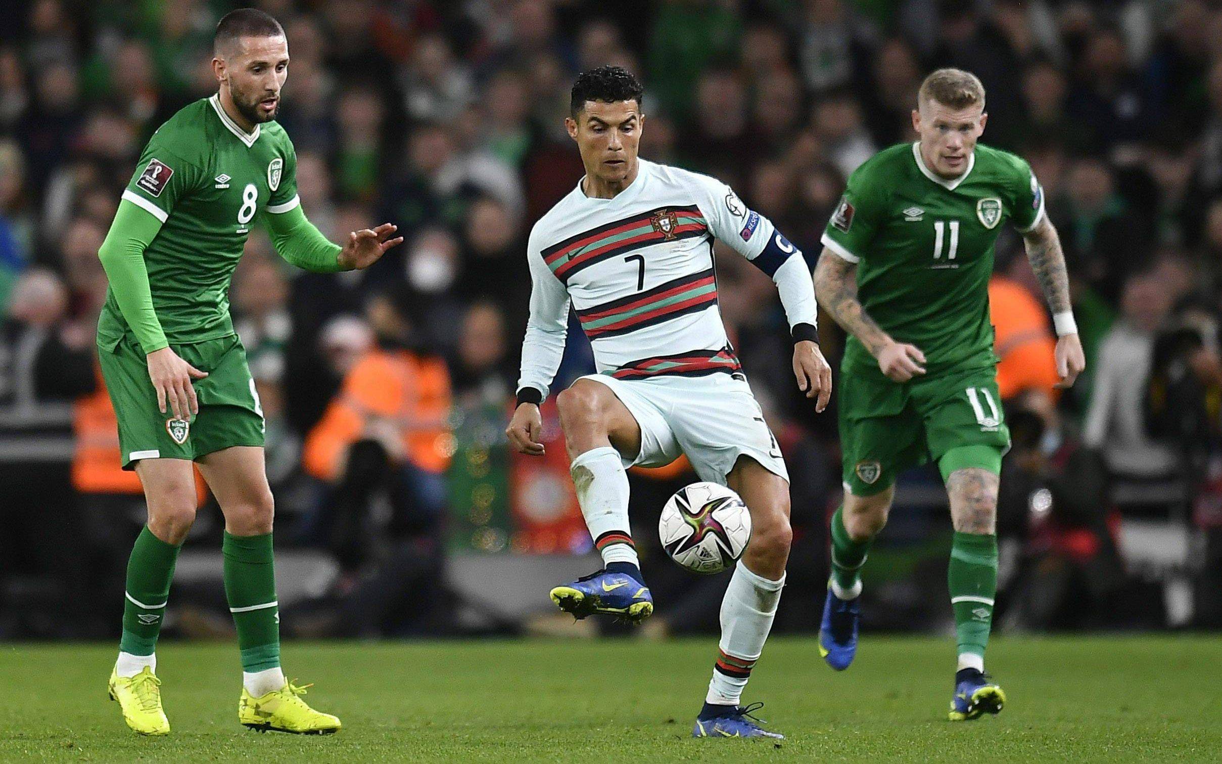 包含激烈对抗：欧国联争霸赛上演紧张一幕的词条