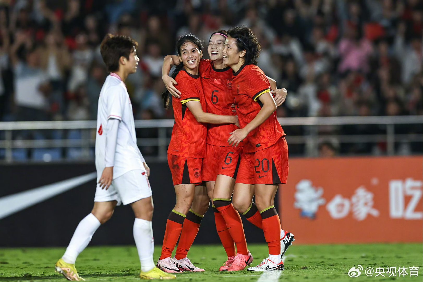 亚洲杯女足赛事上演绝杀一幕 亚洲杯女足赛事上演绝杀一幕