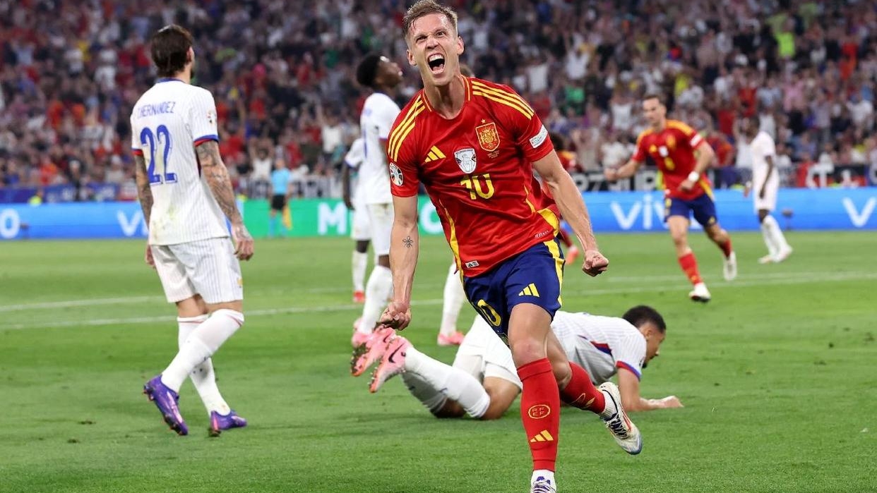 西班牙队士气高昂备战决赛！的简单介绍