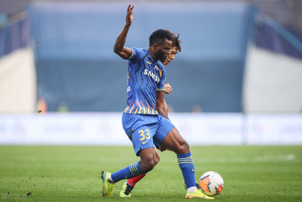 包含广东大战：恒大对阵富德，豪门对话势均力敌的词条