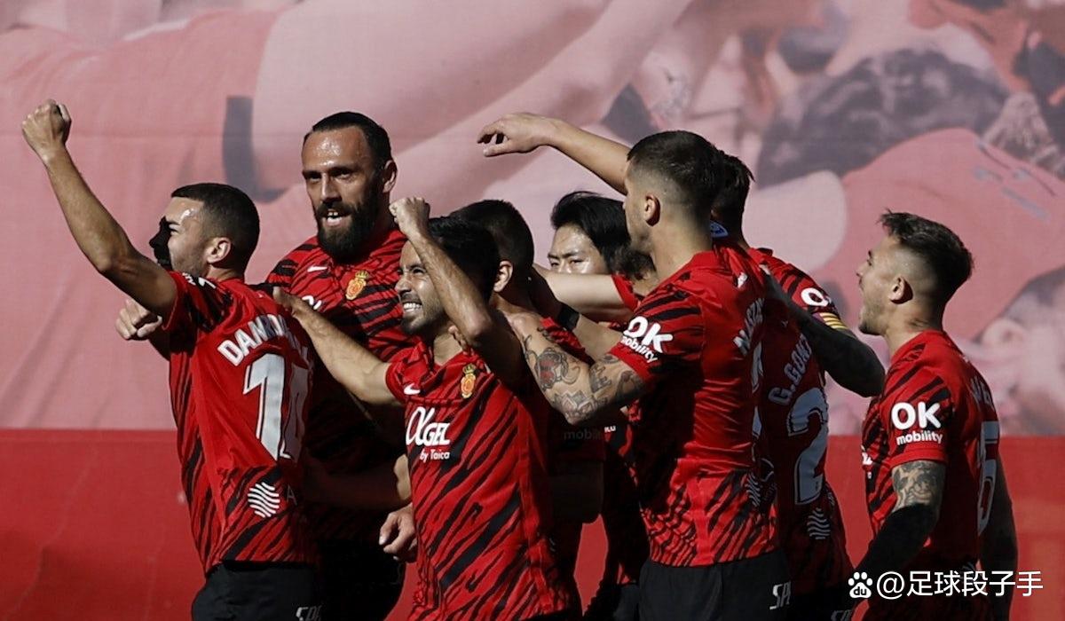 赫塔菲阵容调整，追求战术上的突破的简单介绍