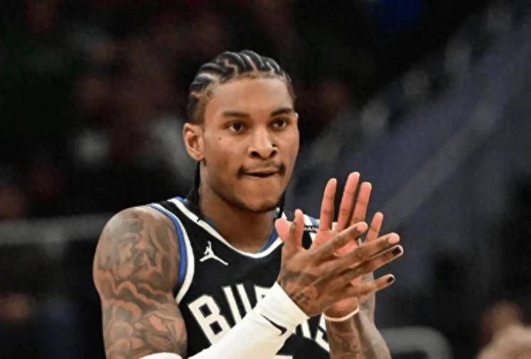 关于凯尔特人B队绝杀日本男篮，波特打破历史纪录的信息