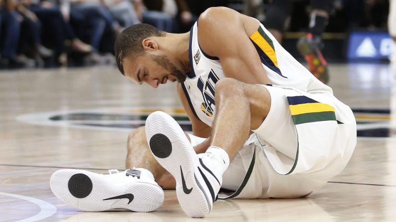 魔术完胜热火，戈贝尔三分雨点燃全场的简单介绍