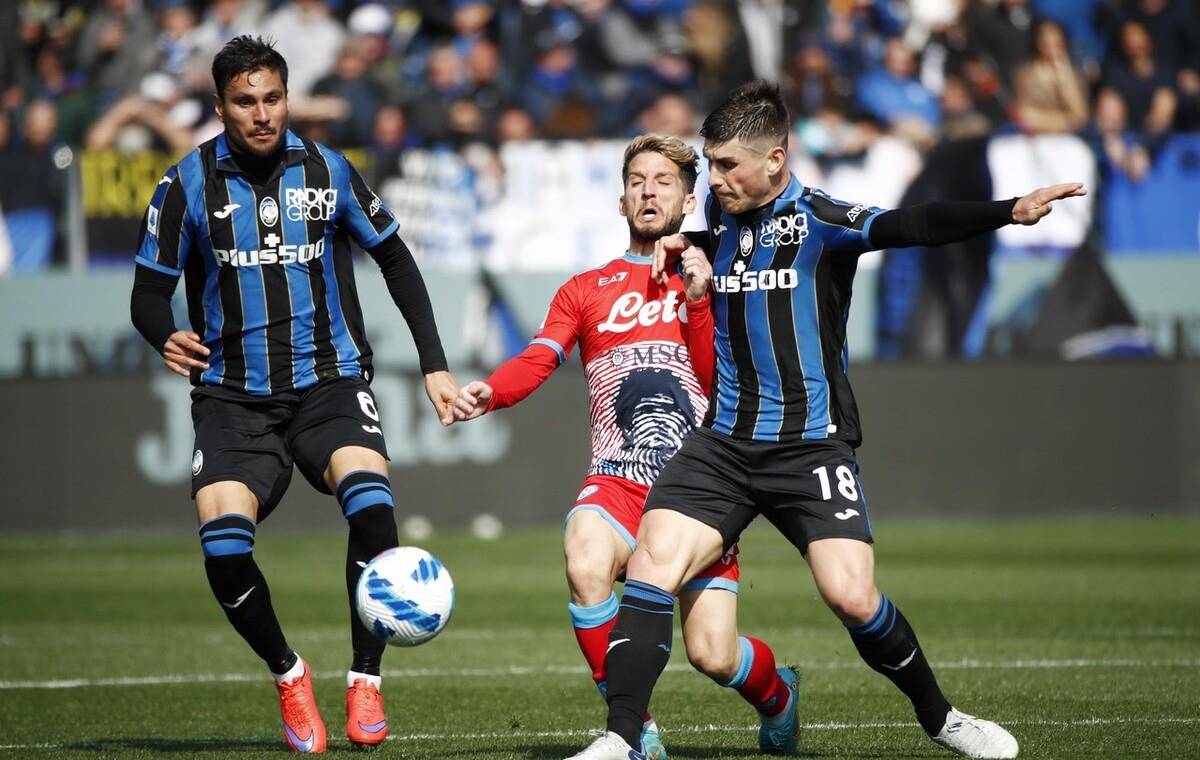 关于那不勒斯强势美国,阿尔巴三分雨点燃全场的信息 关于那不勒斯强势美国,阿尔巴三分雨点燃全场的信息