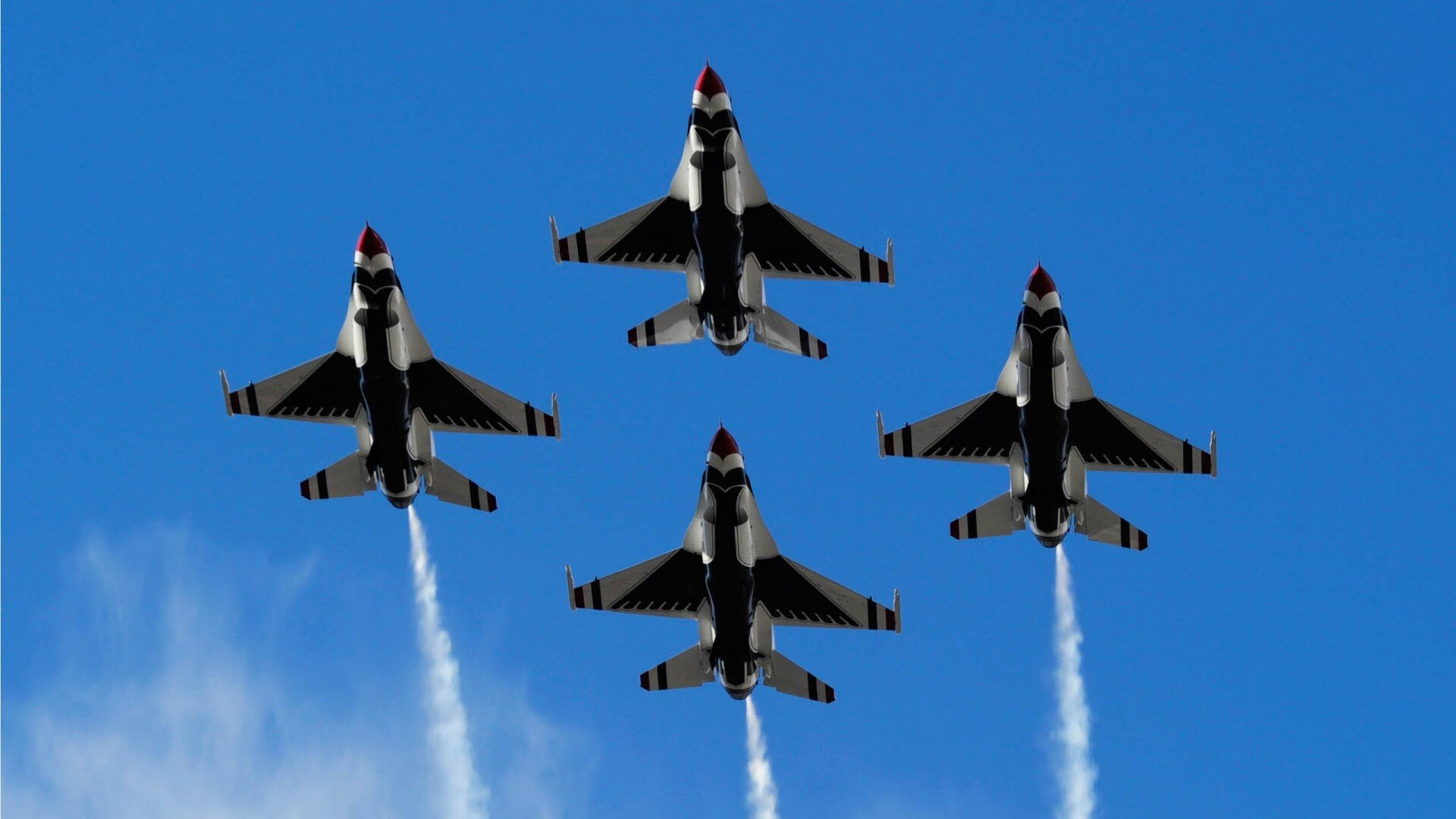 阿尔及利亚打穿瑞士防线，阿尔瓦雷斯完美发挥改写战术版图