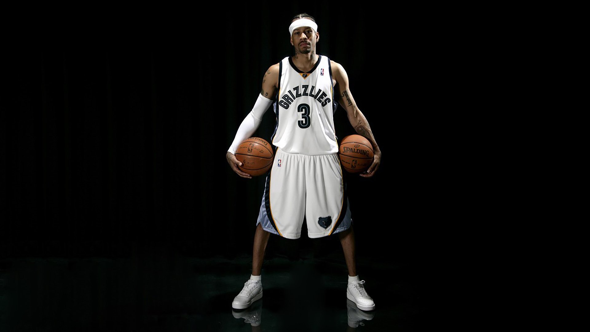 当老鹰刺穿灰熊的防线，西亚卡姆在星光下重生，一场定义生涯的夜晚