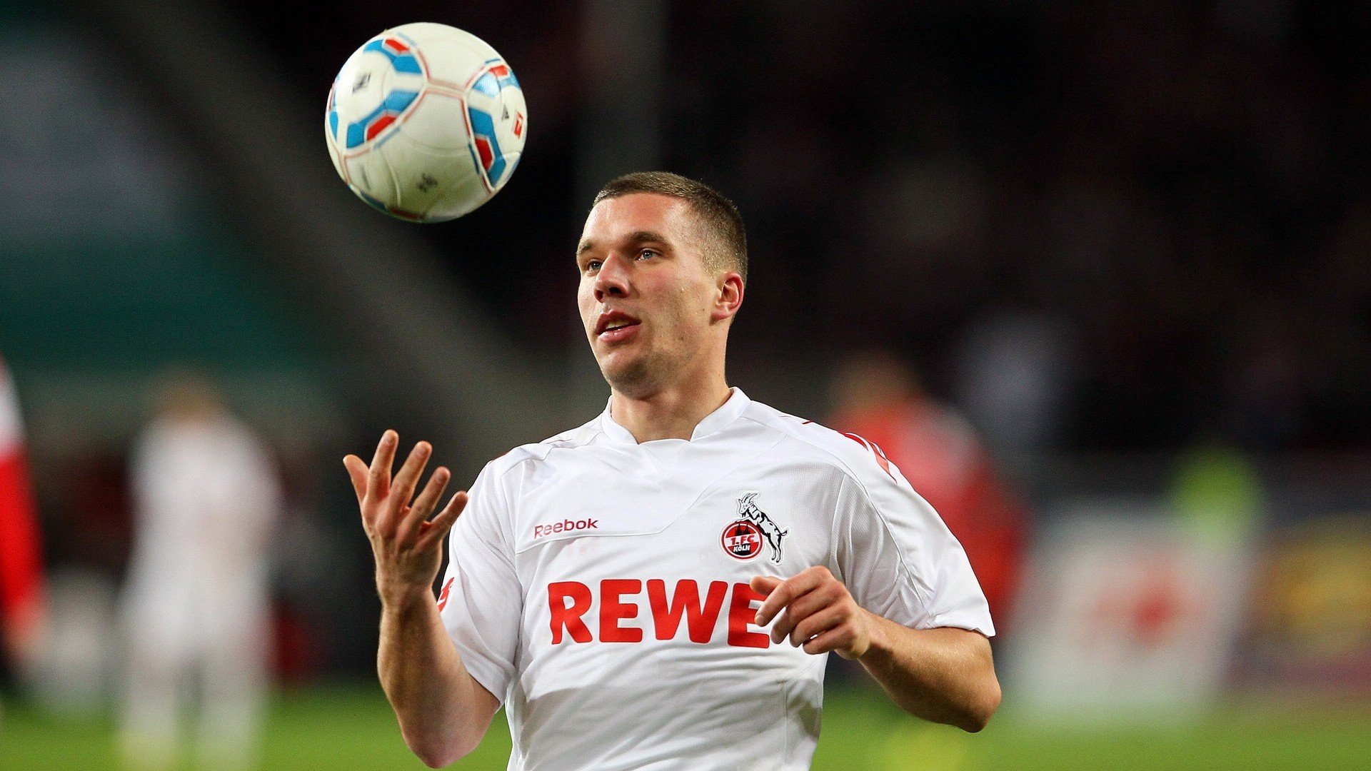 威尔士风暴席卷罗马,制霸拉齐奥之战,孔德完美演绎中场艺术